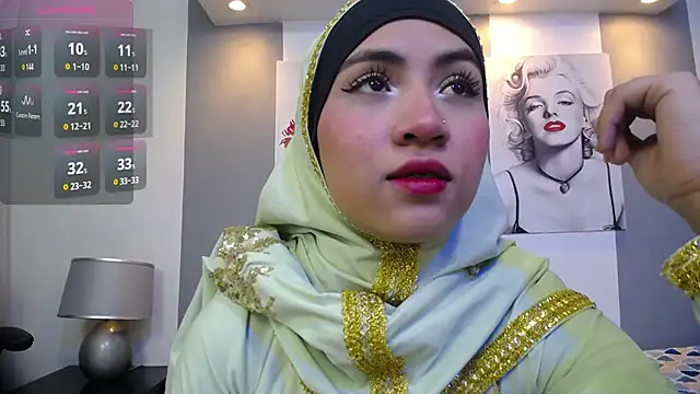 Neesha   online show from November 13, 2025, 7:13 pm