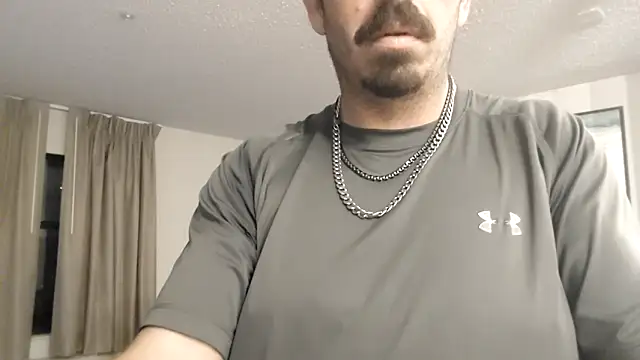 Snapshot of hoociedaddy24 chatting on December 5, 2025, 4:10 am hoociedaddy24 online show from December 5, 2025, 4:10 am