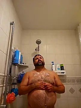 Snapshot of Roddog18 chatting on October 4, 2025, 7:28 am Roddog18 online show from October 4, 2025, 7:28 am