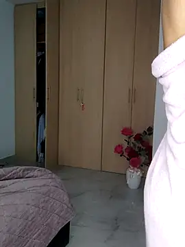 Zoe riivas online show from November 14, 2025, 10:14 am