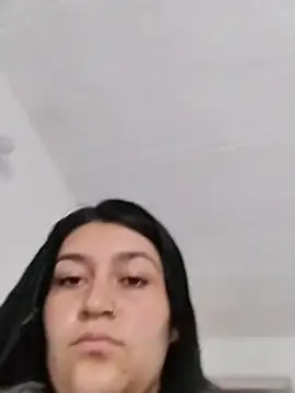 alejitasweet online show from December 17, 2025, 8:37 pm