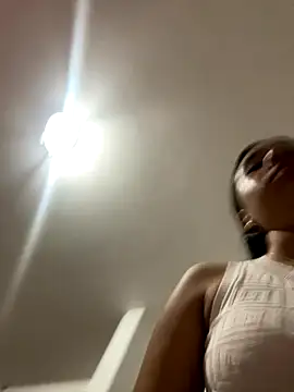 Brianna bunny05 online show from November 7, 2025, 3:28 am