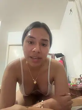 Brianna bunny05 online show from November 14, 2025, 5:28 am