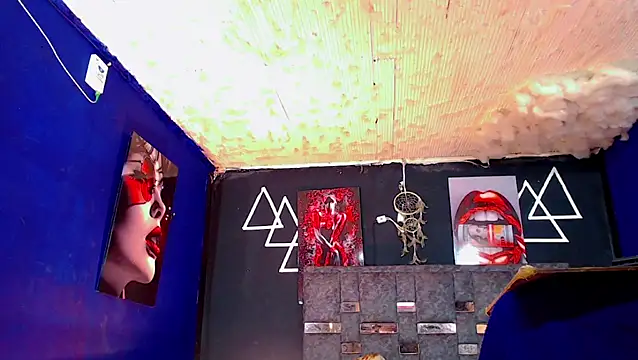 Fersexy Dolls online show from October 12, 2025, 5:17 am