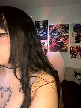 Snapshot of Hinatamoon_ chatting on October 8, 2025, 5:16 am Hinatamoon online show from October 8, 2025, 5:16 am