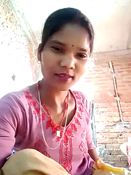 dayna2 online show from November 27, 2025, 5:42 am