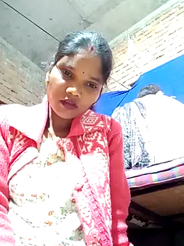 dayna2 online show from November 27, 2025, 5:48 pm