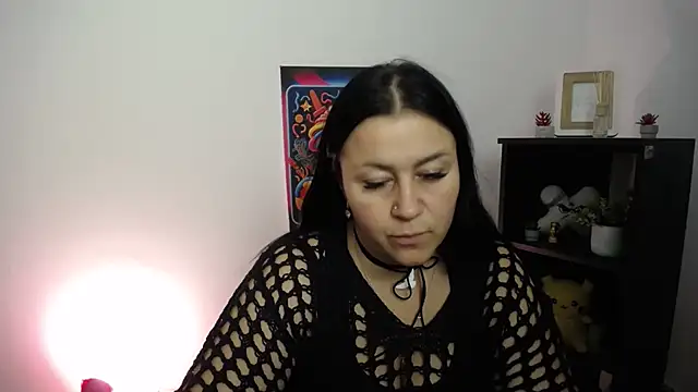 Snapshot of Melanka_milka chatting on October 2, 2025, 8:43 am Melanka milka online show from October 2, 2025, 8:43 am