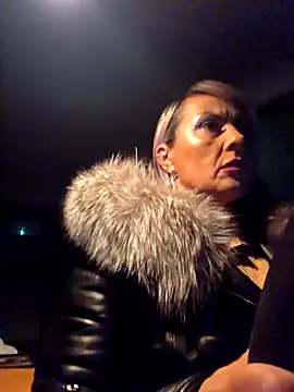 Snapshot of KirraWhite chatting on November 26, 2025, 4:02 am KirraWhite online show from November 26, 2025, 4:02 am