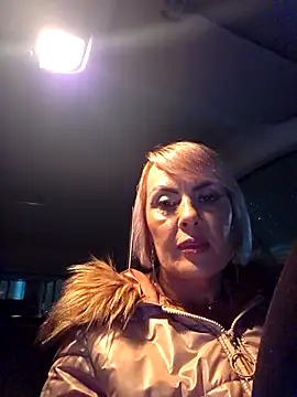 Snapshot of KirraWhite chatting on November 29, 2025, 5:16 pm KirraWhite online show from November 29, 2025, 5:16 pm