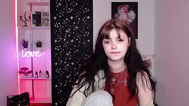 MileyRood online show from November 18, 2025, 1:55 am