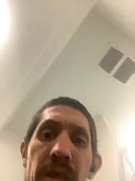 Snapshot of daddydannyboy13 chatting on November 28, 2025, 5:32 am daddydannyboy13 online show from November 28, 2025, 5:32 am