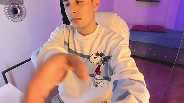 Snapshot of Nyko_ds chatting on November 20, 2025, 4:23 am Nyko ds online show from November 20, 2025, 4:23 am