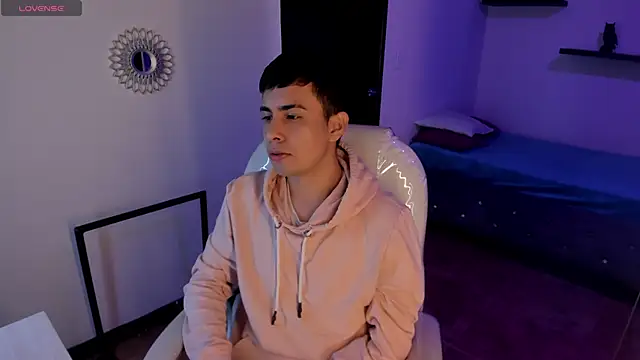 Snapshot of Nyko_ds chatting on November 28, 2025, 4:04 am Nyko ds online show from November 28, 2025, 4:04 am