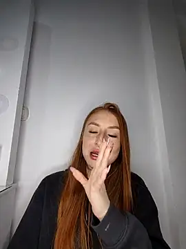 Snapshot of Bennuluspeach_ chatting on November 1, 2025, 7:38 pm Bennuluspeach online show from November 1, 2025, 7:38 pm