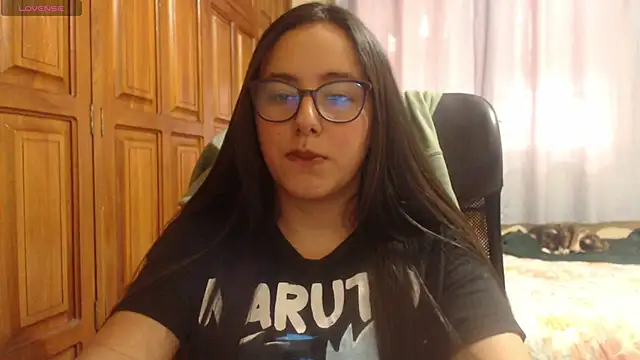 Venus cat  online show from December 13, 2025, 8:36 pm