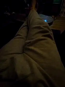 Snapshot of hot-brabo chatting on October 8, 2025, 7:00 pm hot-brabo online show from October 8, 2025, 7:00 pm