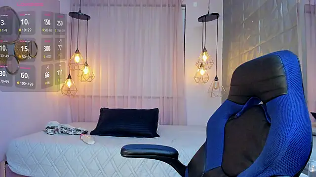 MADDY MAGIC online show from December 2, 2025, 7:42 pm