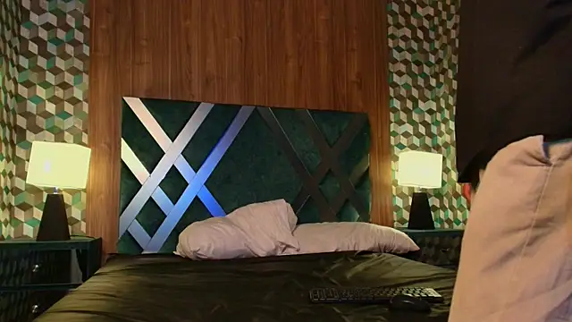 Dickie Dicking online show from November 15, 2025, 9:21 pm