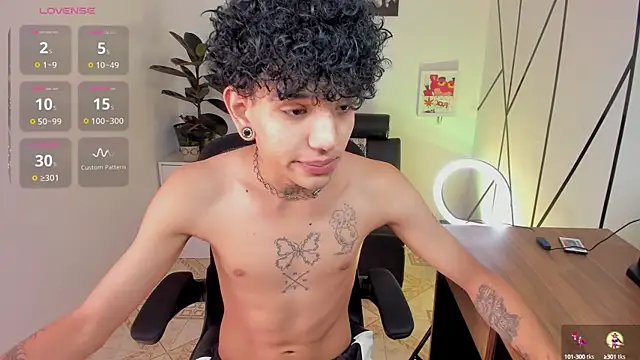 Snapshot of todoroki_g chatting on November 8, 2025, 2:28 pm todoroki g online show from November 8, 2025, 2:28 pm