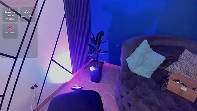 Snapshot of todoroki_g chatting on November 27, 2025, 1:24 pm todoroki g online show from November 27, 2025, 1:24 pm