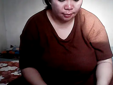 Snapshot of HornyPussie69 chatting on December 3, 2025, 11:03 pm HornyPussie69 online show from December 3, 2025, 11:03 pm