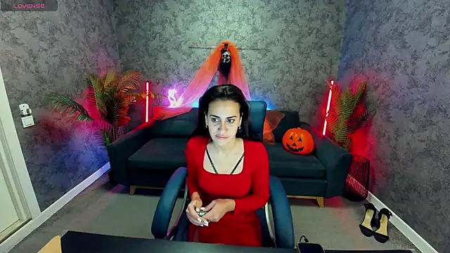 Snapshot of CherrySecrett chatting on October 29, 2025, 1:57 pm CherrySecrett online show from October 29, 2025, 1:57 pm