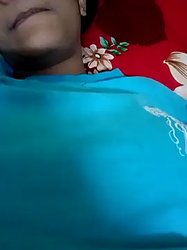 Kitty 18teen online show from November 2, 2025, 2:36 am