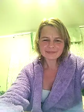 Snapshot of Masha412111 chatting on October 4, 2025, 8:29 pm Masha412111 online show from October 4, 2025, 8:29 pm