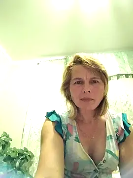 Snapshot of Masha412111 chatting on October 7, 2025, 7:22 pm Masha412111 online show from October 7, 2025, 7:22 pm