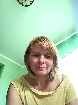 Snapshot of Masha412111 chatting on October 12, 2025, 10:36 am Masha412111 online show from October 12, 2025, 10:36 am