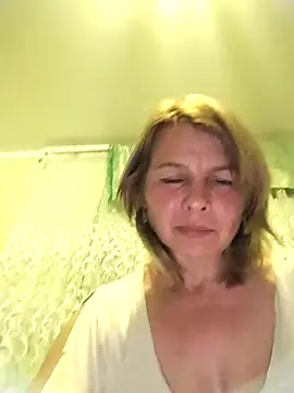 Snapshot of Masha412111 chatting on November 2, 2025, 8:44 pm Masha412111 online show from November 2, 2025, 8:44 pm