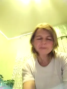 Snapshot of Masha412111 chatting on November 17, 2025, 3:40 pm Masha412111 online show from November 17, 2025, 3:40 pm