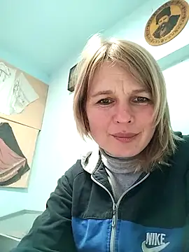 Snapshot of Masha412111 chatting on November 23, 2025, 1:55 pm Masha412111 online show from November 23, 2025, 1:55 pm