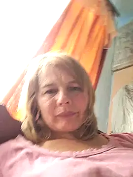 Snapshot of Masha412111 chatting on November 27, 2025, 9:55 am Masha412111 online show from November 27, 2025, 9:55 am