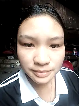 Snapshot of Hin_xx chatting on October 21, 2025, 6:58 am Hin xx online show from October 21, 2025, 6:58 am