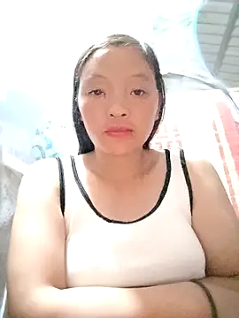 Snapshot of Minkine022 chatting on October 5, 2025, 1:53 pm Minkine022 online show from October 5, 2025, 1:53 pm