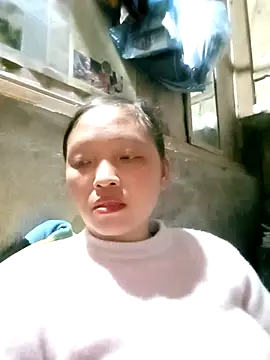 Snapshot of Minkine022 chatting on November 9, 2025, 4:22 am Minkine022 online show from November 9, 2025, 4:22 am