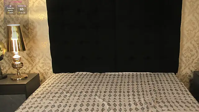 MolyBoston online show from November 14, 2025, 1:10 pm