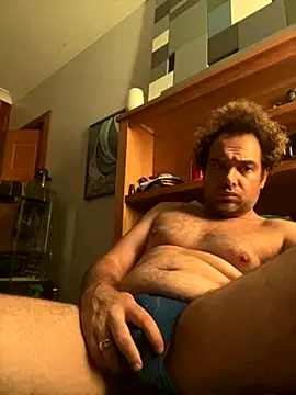 Snapshot of GymBoy83 chatting on November 15, 2025, 9:11 pm GymBoy83 online show from November 15, 2025, 9:11 pm