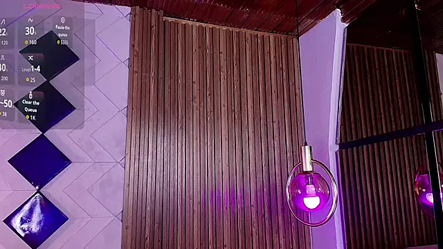 Matti sofia  online show from November 13, 2025, 7:02 pm