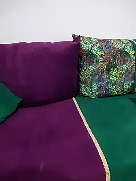 Rihame07 online show from November 1, 2025, 8:05 am