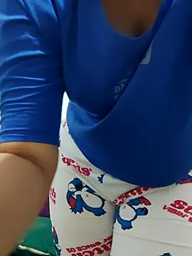 Rihame07 online show from November 6, 2025, 10:43 pm