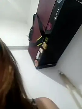 Jade 1-9 online show from October 15, 2025, 7:25 pm