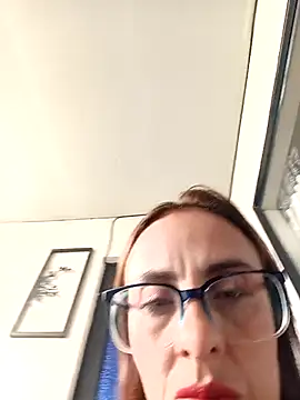 Jade 1-9 online show from November 11, 2025, 6:41 pm