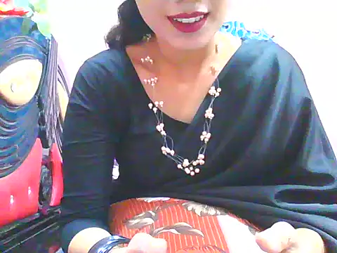 Snapshot of night_queeen7 chatting on October 25, 2025, 2:46 pm night queeen7 online show from October 25, 2025, 2:46 pm