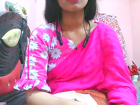 Snapshot of night_queeen7 chatting on November 5, 2025, 7:36 pm night queeen7 online show from November 5, 2025, 7:36 pm