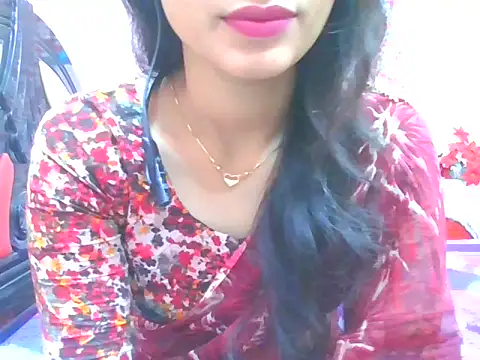 Snapshot of night_queeen7 chatting on November 27, 2025, 8:44 pm night queeen7 online show from November 27, 2025, 8:44 pm