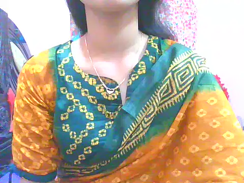 Snapshot of night_queeen7 chatting on November 28, 2025, 6:43 pm night queeen7 online show from November 28, 2025, 6:43 pm