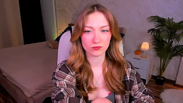 Snapshot of AngelAnabelle chatting on November 14, 2025, 8:51 pm AngelAnabelle online show from November 14, 2025, 8:51 pm